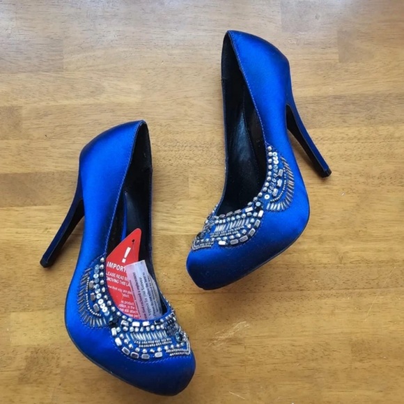 Elegant Blue Satin Heels with Beaded Design - Picture 1 of 5